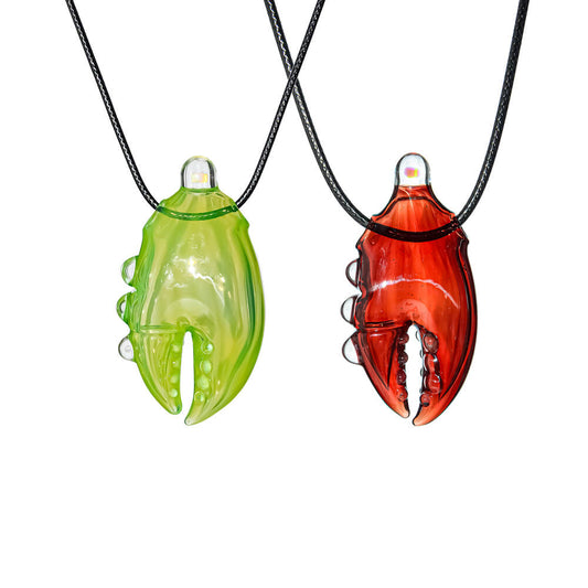 ORGANIC CLAW GLASS PENDANT- Premium borosilicate glass smoking accessories from Calibear Glass. Ideal for dabbing, providing smooth hits and durability. Shop high-quality dab rigs, water pipes, bongs, erig glasses and glass smoking accessories at Calibear Glass. Elevate your smoking experience with a durable and stylish glass dab rig. Free shipping on all orders.