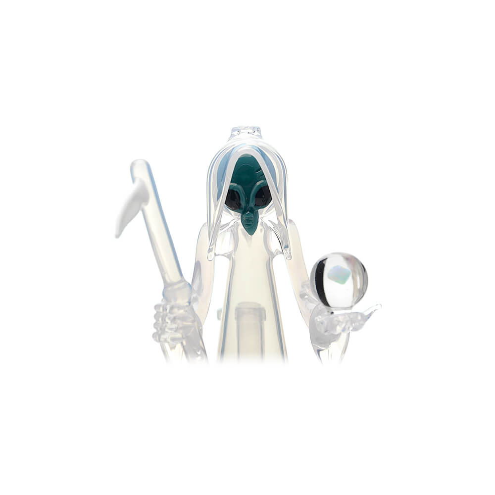 CALIBEAR REAPER RIG WITH REMOVABLE SCYTHE DABBER-Premium borosilicate glass dab rig from Calibear Glass. Ideal for dabbing, providing smooth hits and durability. Shop high-quality dab rigs, water pipes, bongs, erig glasses and glass smoking accessories at Calibear Glass. Elevate your smoking experience with a durable and stylish glass dab rig. Free shipping on all orders