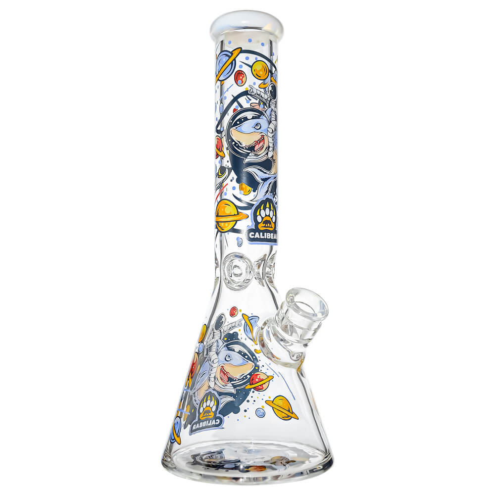ILLUSTRATED BEAKER WATER PIPE SERIES-Premium borosilicate glass water pipe, bong from Calibear Glass. Ideal for dabbing, providing smooth hits and durability. Shop high-quality dab rigs, water pipes, bongs, erig glasses and glass smoking accessories at Calibear Glass. Elevate your smoking experience with a durable and stylish glass dab rig. Free shipping on all orders.