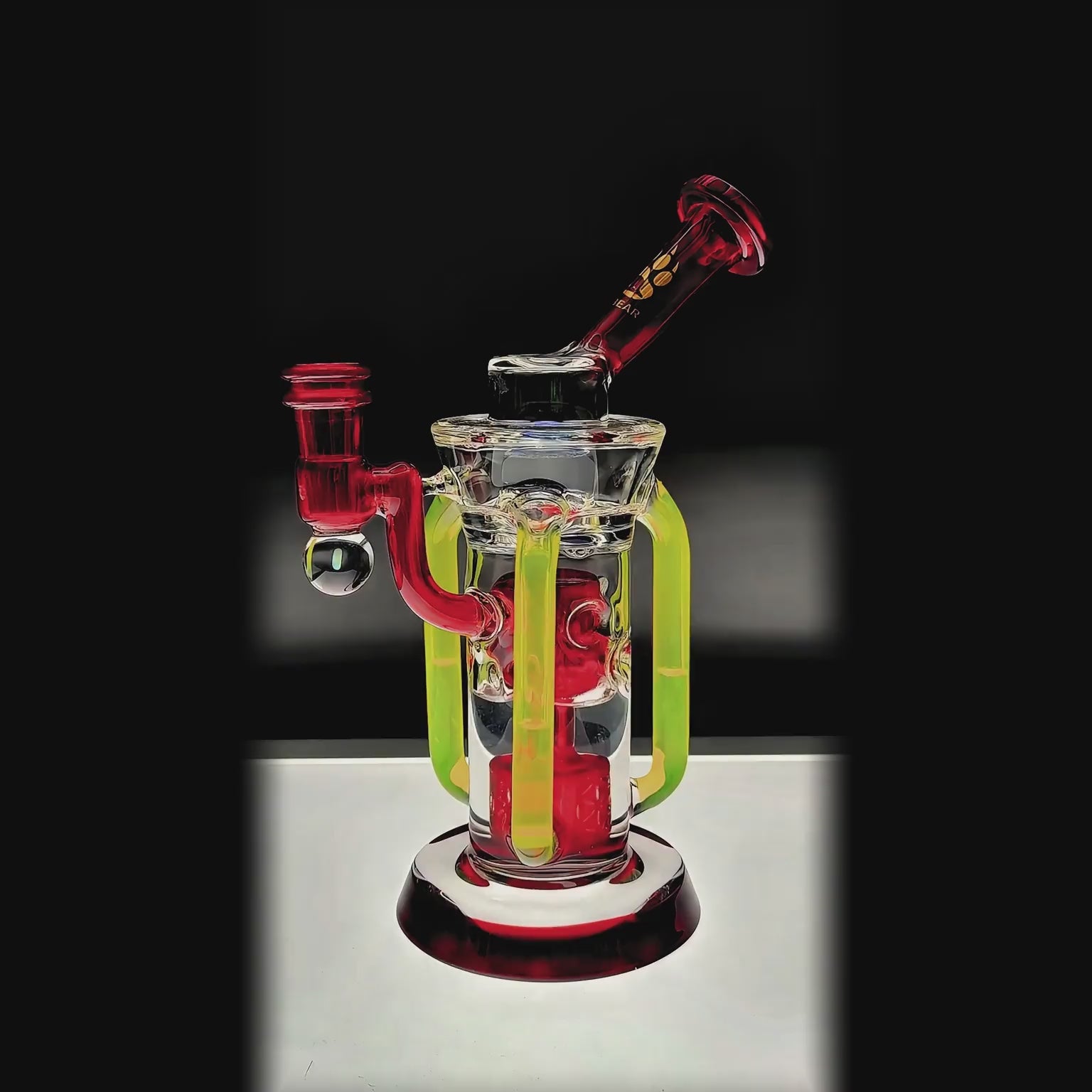 CALIBEAR INFINITY RECYCLER DAB RIG- Premium borosilicate glass dab rig from Calibear Glass. Ideal for dabbing, providing smooth hits and durability. Shop high-quality dab rigs, water pipes, bongs, erig glasses and glass smoking accessories at Calibear Glass. Elevate your smoking experience with a durable and stylish glass dab rig. Free shipping on all orders.