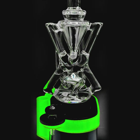 MULTI-ARM DIFFUSION GLASS ATTACHMENT FOR DR. DABBER SWITCH 2 | CALIBEAR- Premium dr. dabber glass attachment from Calibear Glass. Ideal for dabbing, providing smooth hits and durability. Shop high-quality dab rigs, water pipes, bongs, erig glasses and glass smoking accessories at Calibear Glass. Elevate your smoking experience with a durable and stylish glass dab rig. Free shipping on all orders.