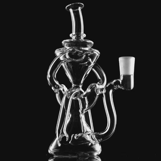 ARIES- Premium borosilicate glass mini dab rig function video from Calibear Glass. Ideal for dabbing, providing smooth hits and durability. Shop high-quality dab rigs, water pipes, bongs, erig glasses and glass smoking accessories at Calibear Glass. Elevate your smoking experience with a durable and stylish glass dab rig. Free shipping on all orders.