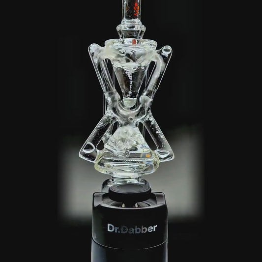 function video of Calibear Hourglass Recycler Glass Attachment for Dr. Dabber Switch Go with hourglass recycler chamber and clear borosilicate glass