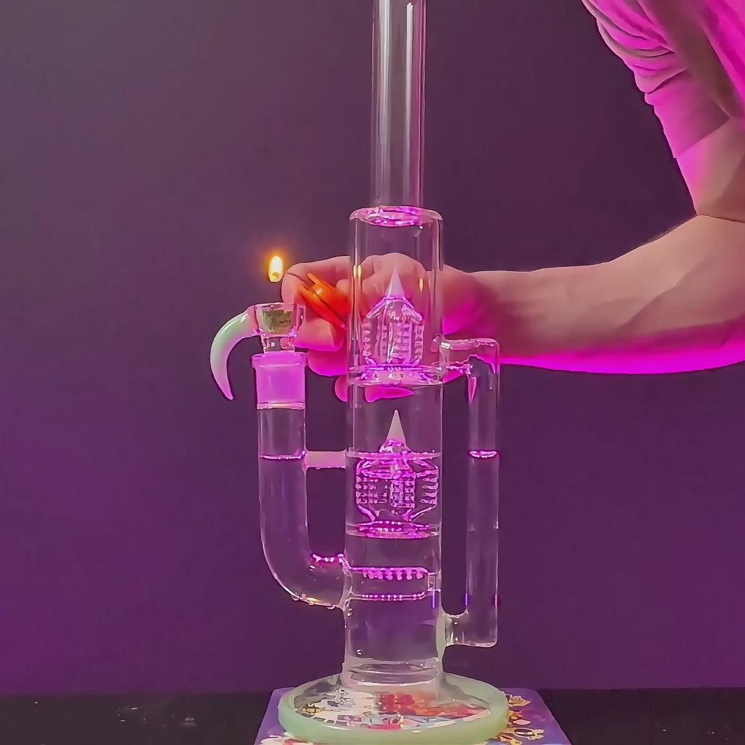 TREECYCLER- Premium borosilicate glass water pipe, bong from Calibear Glass. Ideal for dabbing, providing smooth hits and durability. Shop high-quality dab rigs, water pipes, bongs, erig glasses and glass smoking accessories at Calibear Glass. Elevate your smoking experience with a durable and stylish glass dab rig. Free shipping on all orders