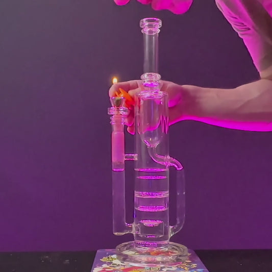 FLOWER KLEIN BONG- Premium borosilicate glass water pipe, bong from Calibear Glass. Ideal for dabbing, providing smooth hits and durability. Shop high-quality dab rigs, water pipes, bongs, erig glasses and glass smoking accessories at Calibear Glass. Elevate your smoking experience with a durable and stylish glass dab rig. Free shipping on all orders