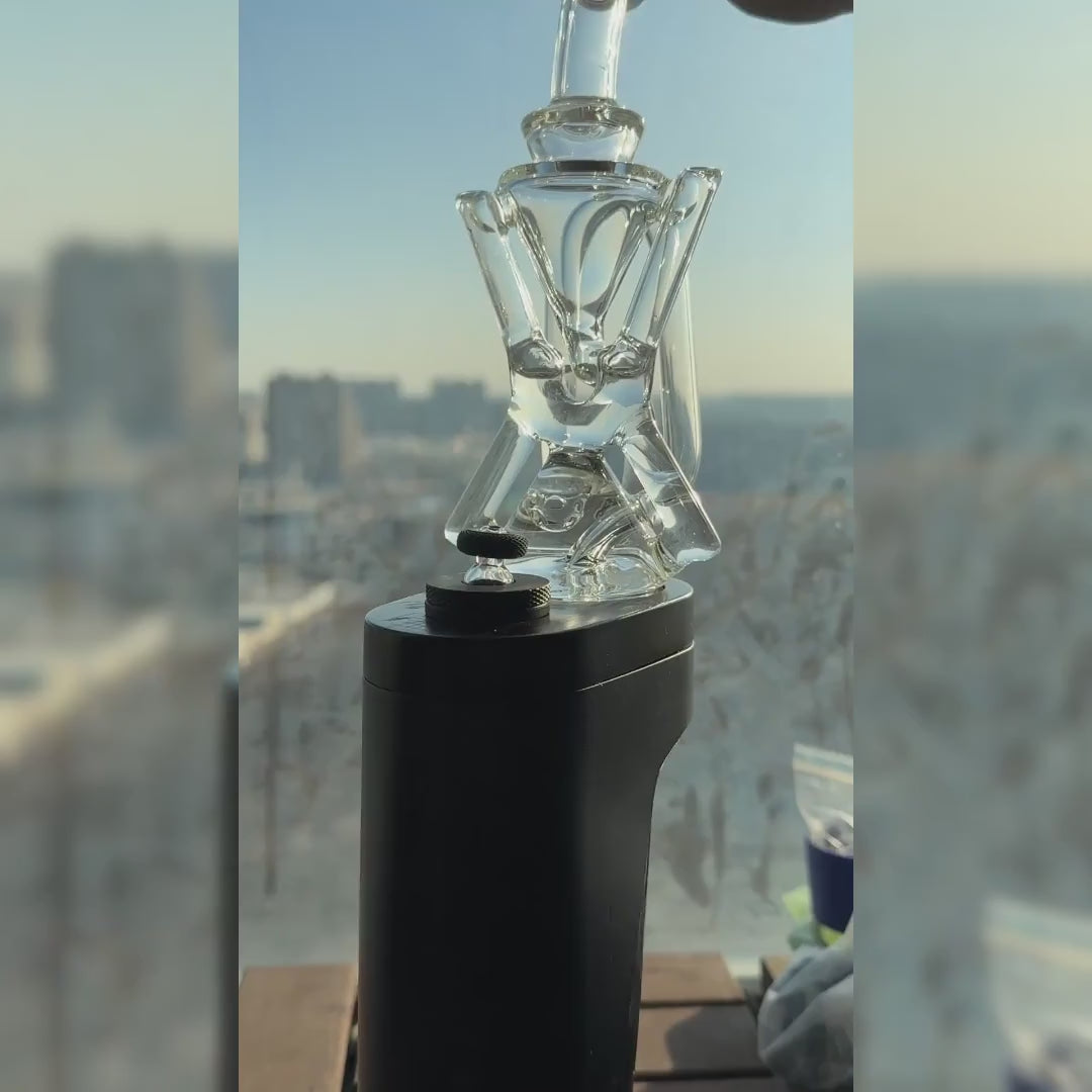 MULTI-ARM DIFFUSION GLASS ATTACHMENT FOR DR. DABBER SWITCH 2 | CALIBEAR- Premium dr. dabber glass attachment from Calibear Glass. Ideal for dabbing, providing smooth hits and durability. Shop high-quality dab rigs, water pipes, bongs, erig glasses and glass smoking accessories at Calibear Glass. Elevate your smoking experience with a durable and stylish glass dab rig. Free shipping on all orders.